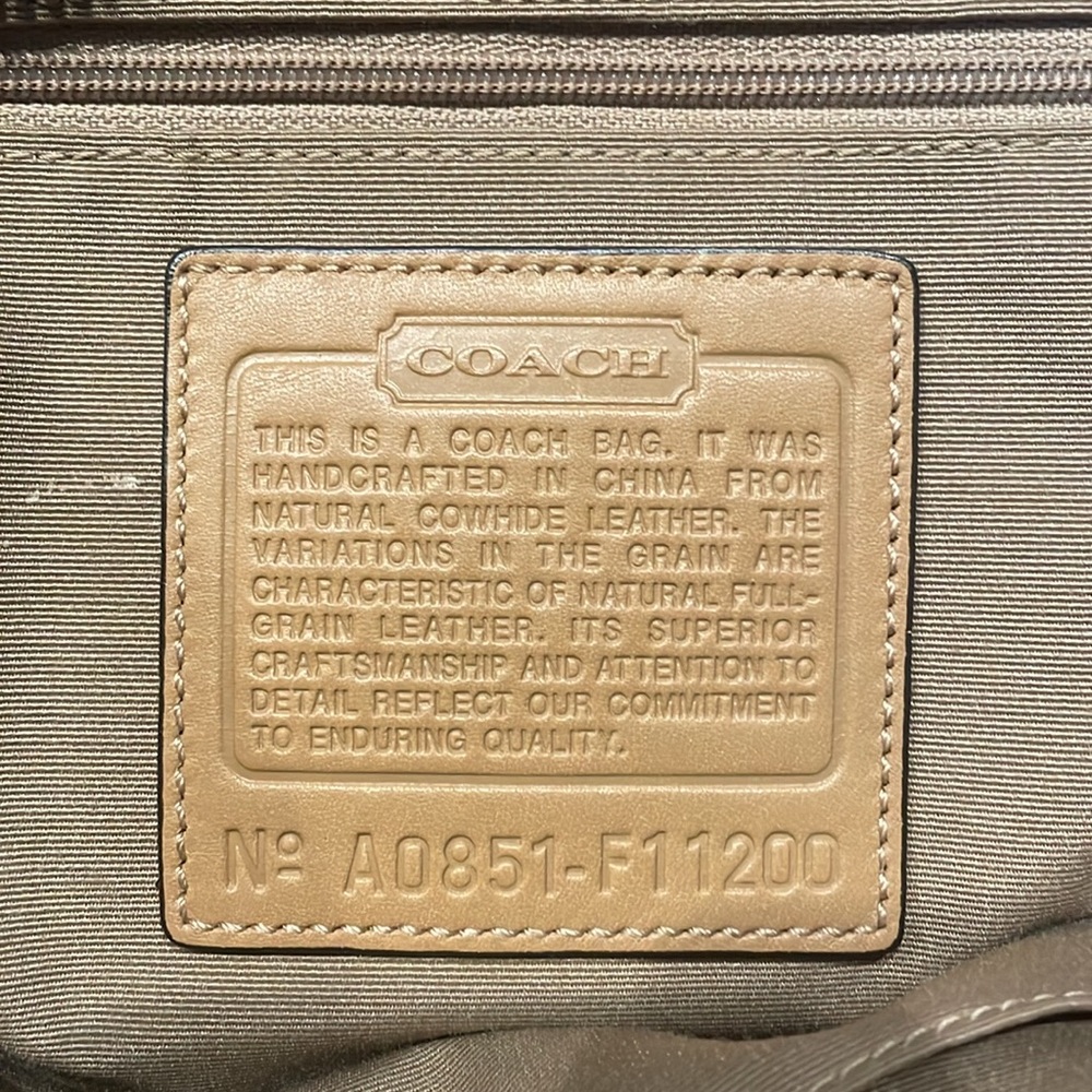 Coach handbag - Picture 3 of 7